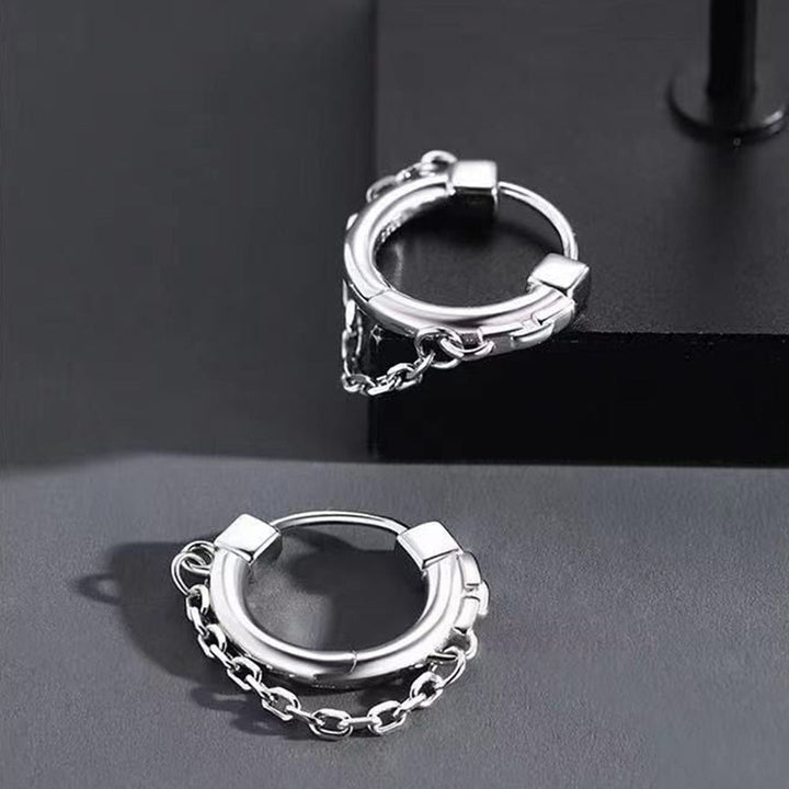 Chain hoop earrings | A fashionable accessory that completes your look