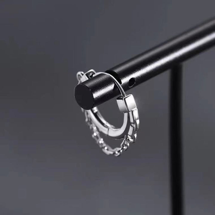 Chain hoop earrings | A fashionable accessory that completes your look