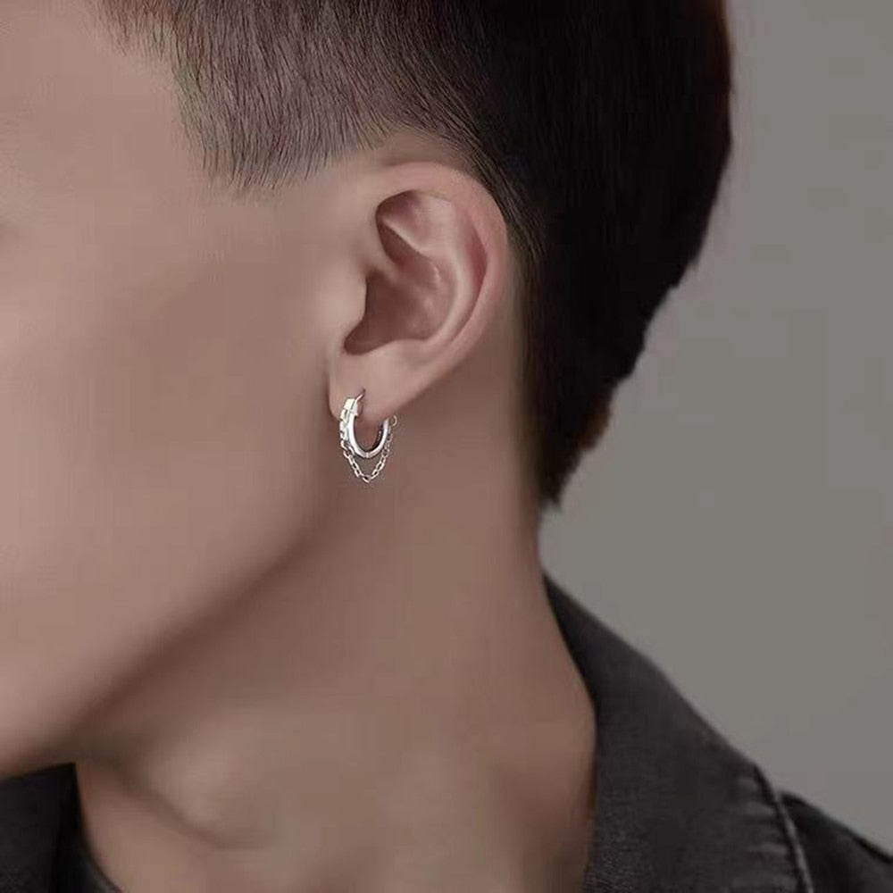 Chain hoop earrings | A fashionable accessory that completes your look