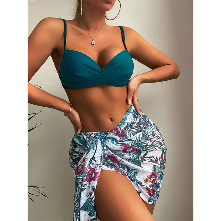 Babet 3-delt bikini-sæt | En farverig og sexet bikini