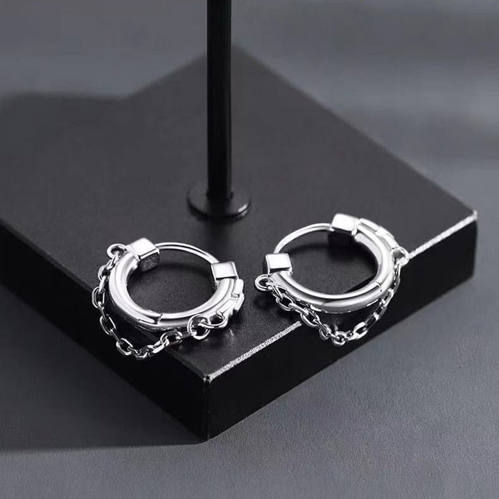 Chain hoop earrings | A fashionable accessory that completes your look
