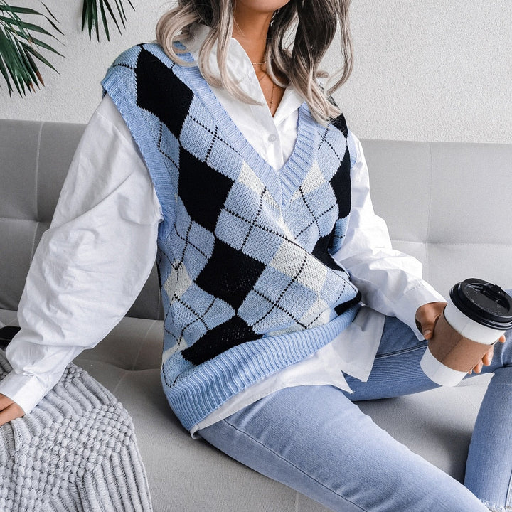HenniesShirt I Checked Sweater for Women