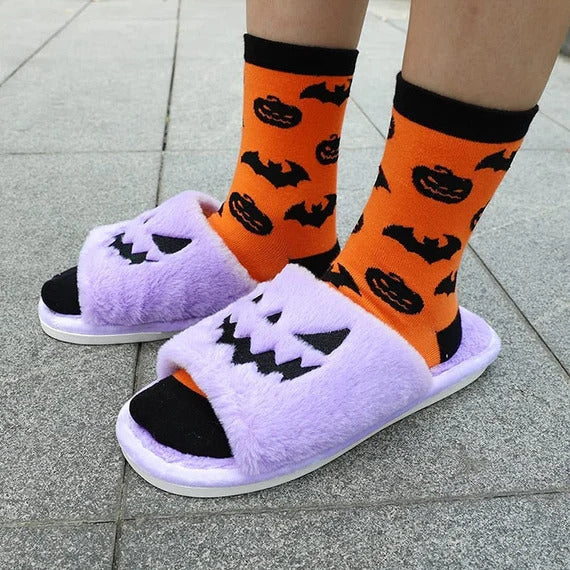 Eerie Slides | Warm & Comfortable
